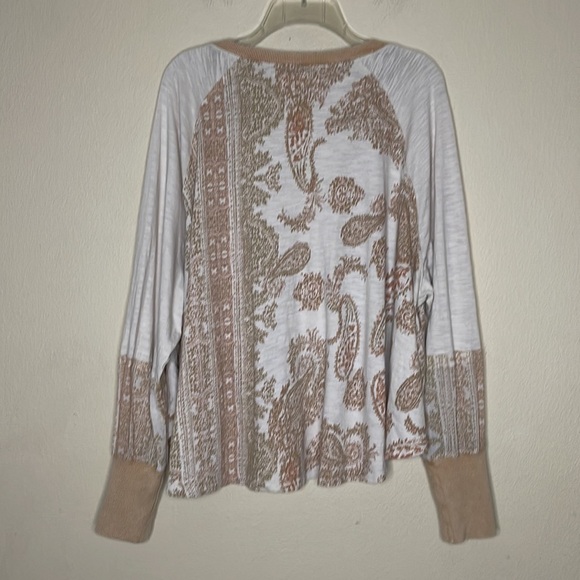 Free People True Perfection Tee Paisley Print Hi Low Cropped Front Blous… - Picture 7 of 7